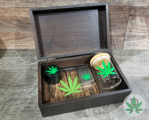 Rainbow Cannabis Leaf Herb Grinder, Zinc Alloy Four Piece Weed Grinder, 420 Stoner Gift, Marijuana Smoker Accessories