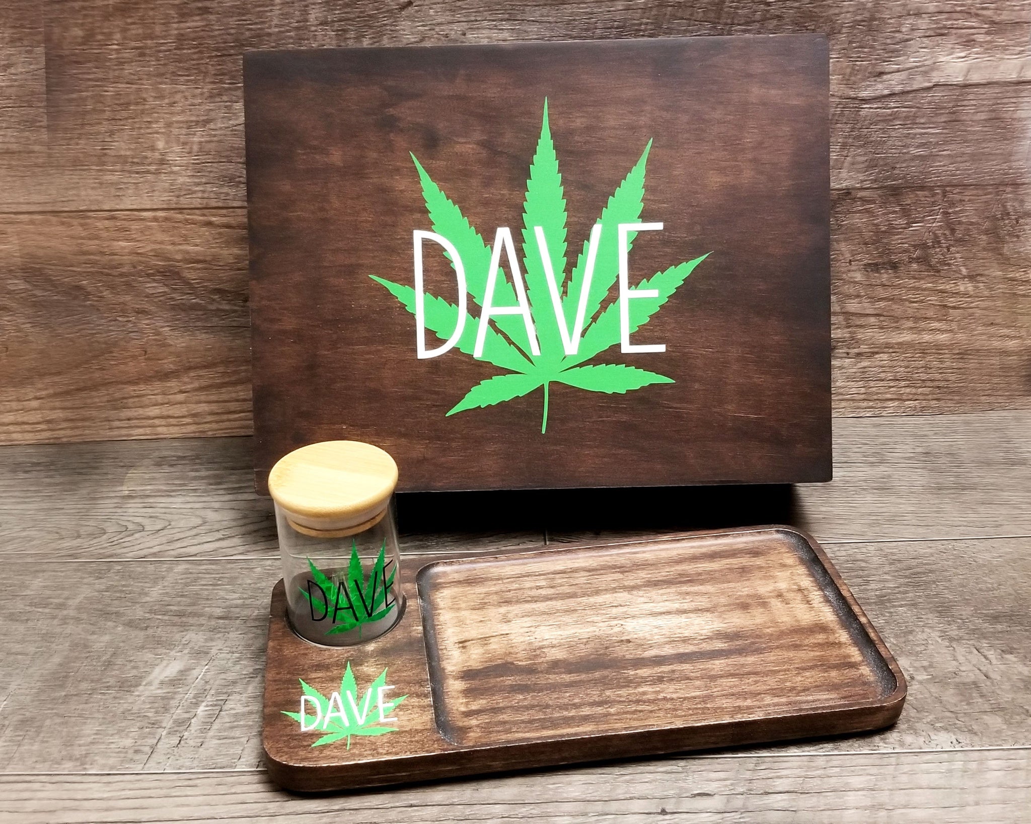 Custom Wood Rolling Tray, Personalized Weed Tray Marijuana Leaf, Cannabis  Leaf Tobacco Tray, 420 Smoker Gift, Stoner Gift, Marijuana Gift